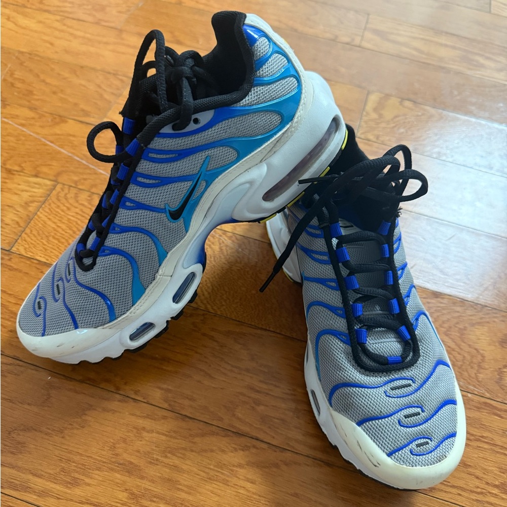 Nike Air Max Plus TN Blue/Grey Sneakers size 4.5y